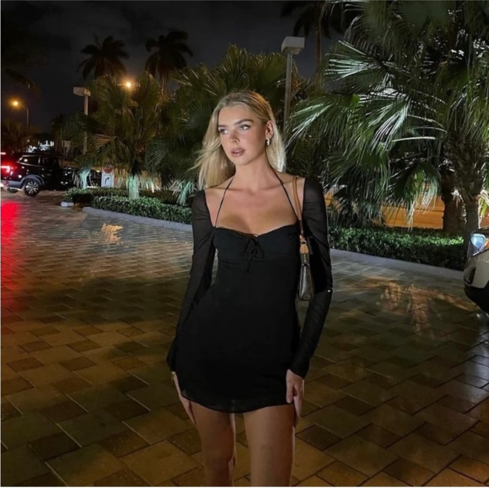 House of CB Babydoll Chiffon Halter Mini Dress NWOT Size XS - Black
